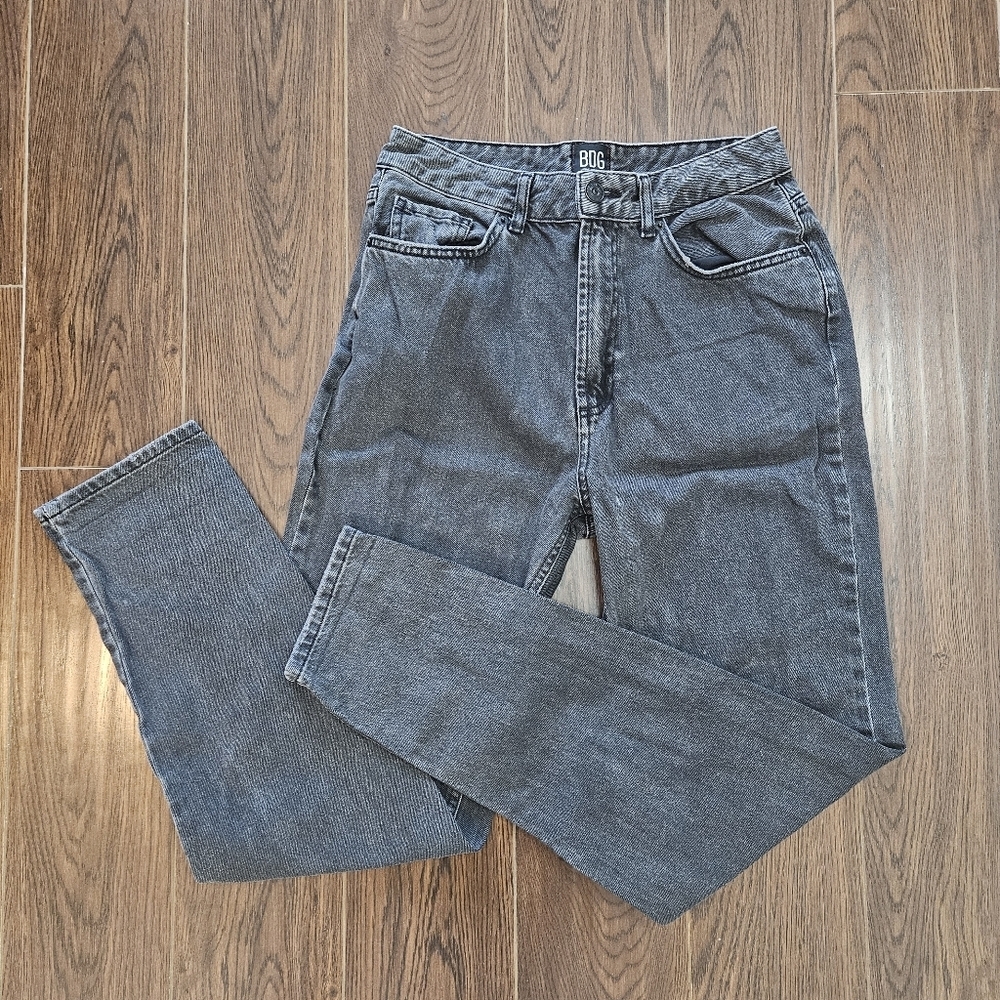 Urban Outfitters BDG Faded Black Mom Jeans Size 27
